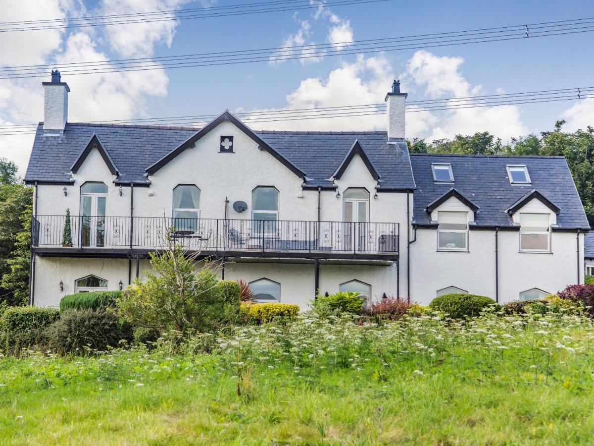 Menai View Villa Llanfairpwllgwyngyll Exterior photo