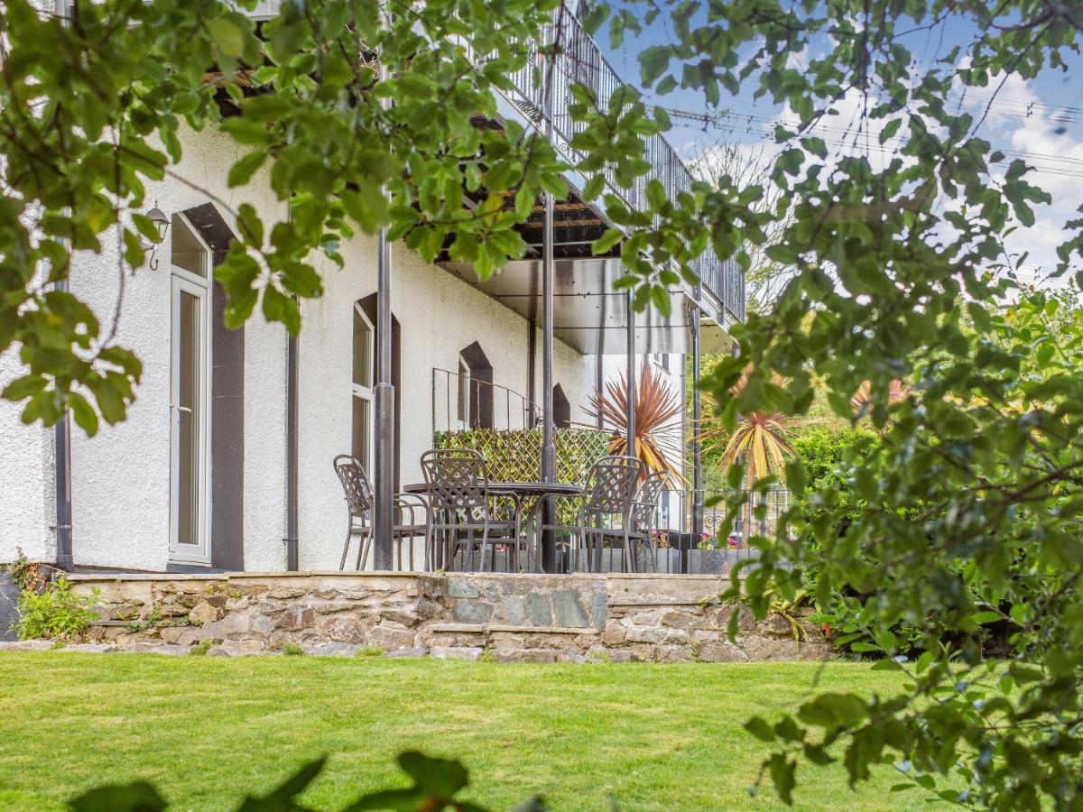 Menai View Villa Llanfairpwllgwyngyll Exterior photo